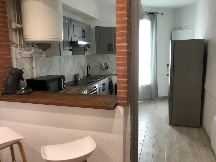 Appartement Spacieux Centre Ville Rivesaltes Esterno foto